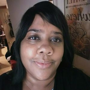 Meet your Posher, Juanisa